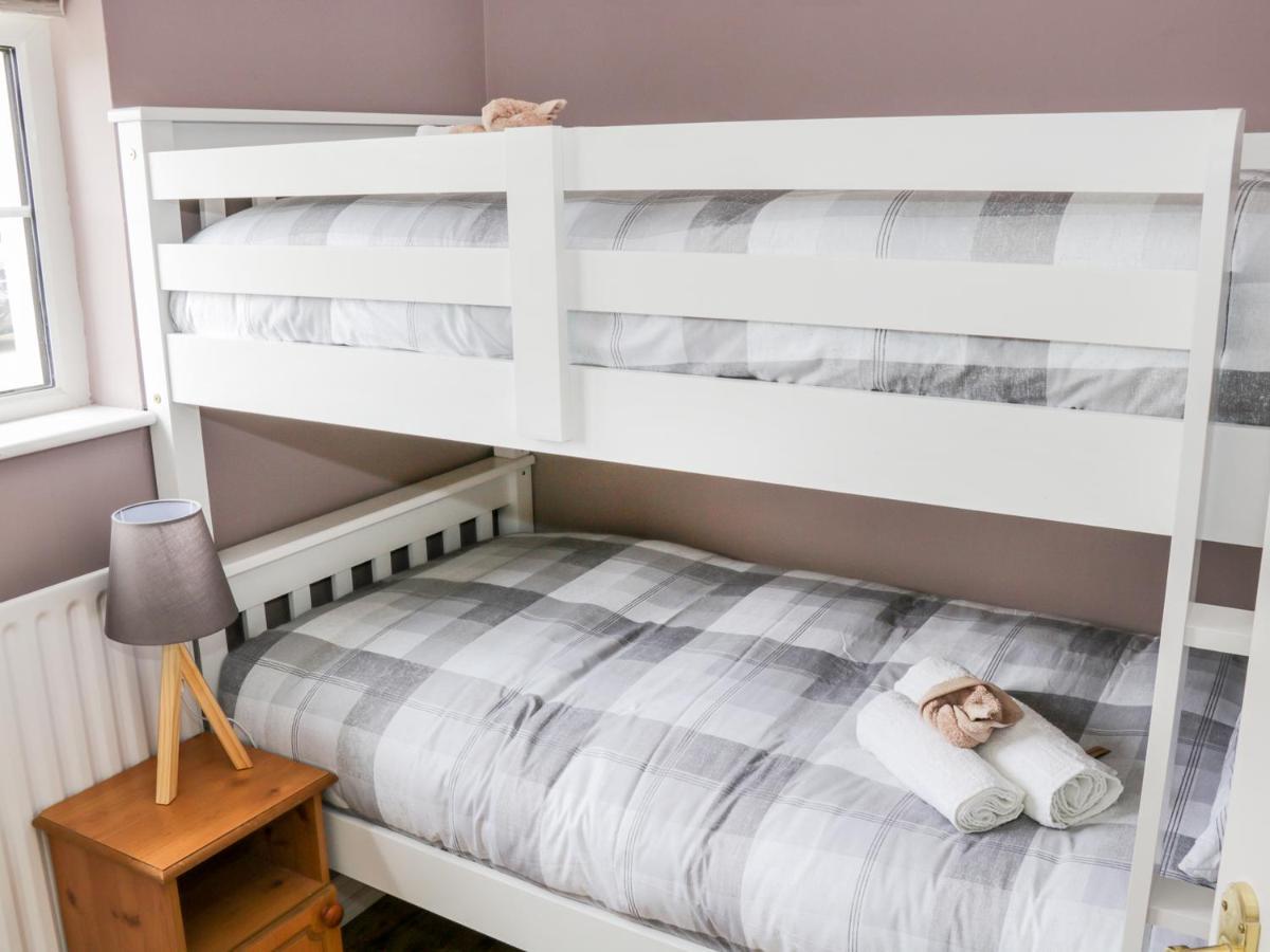 Hawthorn Hideaway Villa Manorhamilton ภายนอก รูปภาพ